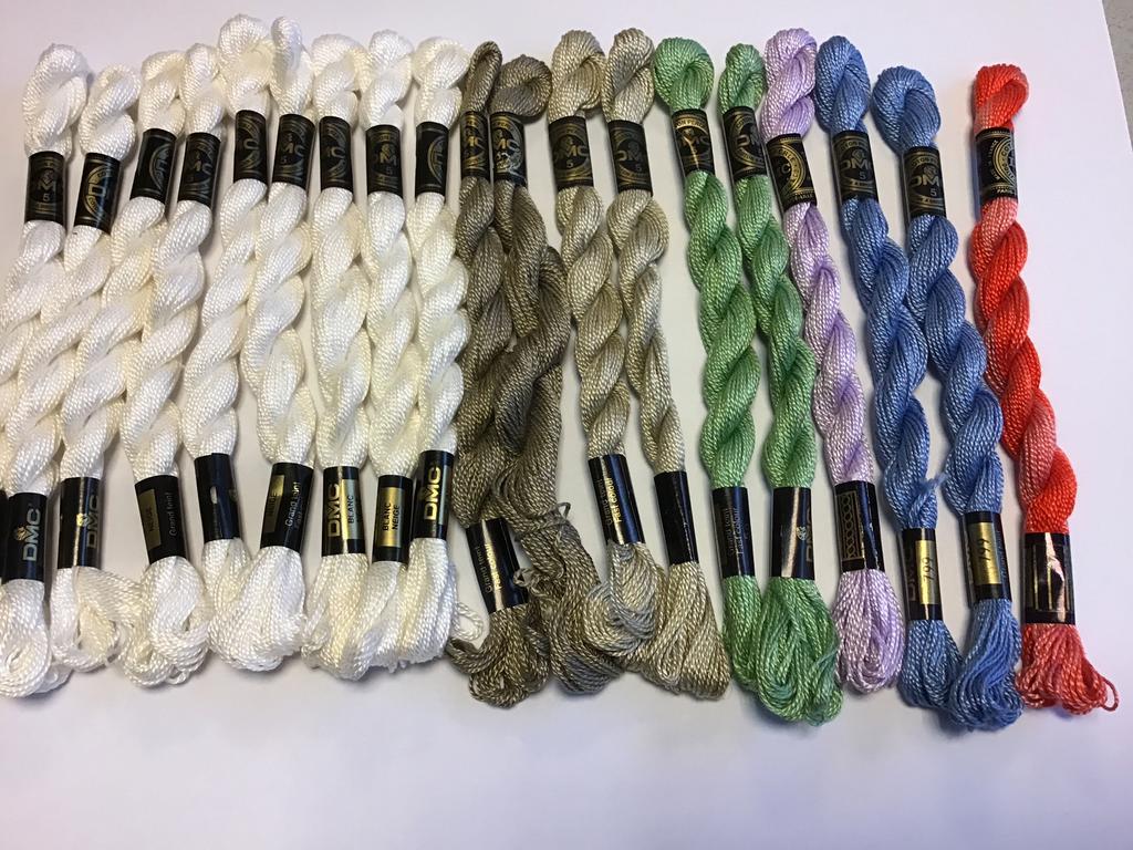 19x DMC perle 5 - 25 gram borduurgaren haakgaren breigaren, Ophalen of Verzenden, Nieuw, Handborduren, Borduurgaren of Zijde