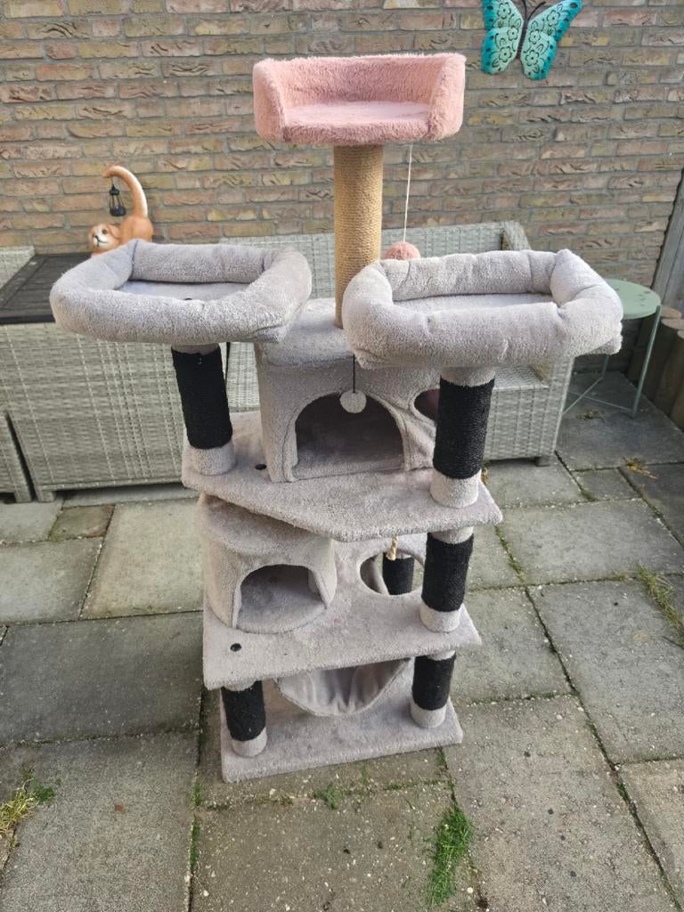 Grote krabpaal / klimhuis kat, Ophalen, Gebruikt