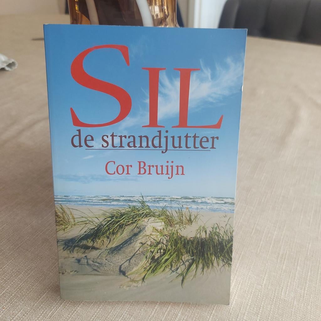 Sil de strandjutter - Cor Bruijn (roman), Ophalen of Verzenden, Gelezen, Cor Bruijn, Nederland