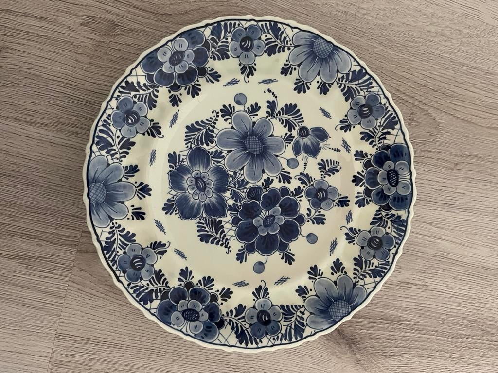 Delfs blauw bord “Regina” 24,5cm, Antiek en Kunst, Ophalen of Verzenden
