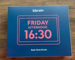 BBrain Basic Klok 10 inch - Nieuw in doos, Ophalen, Nieuw, Digitaal, Wekker of Tafelklok