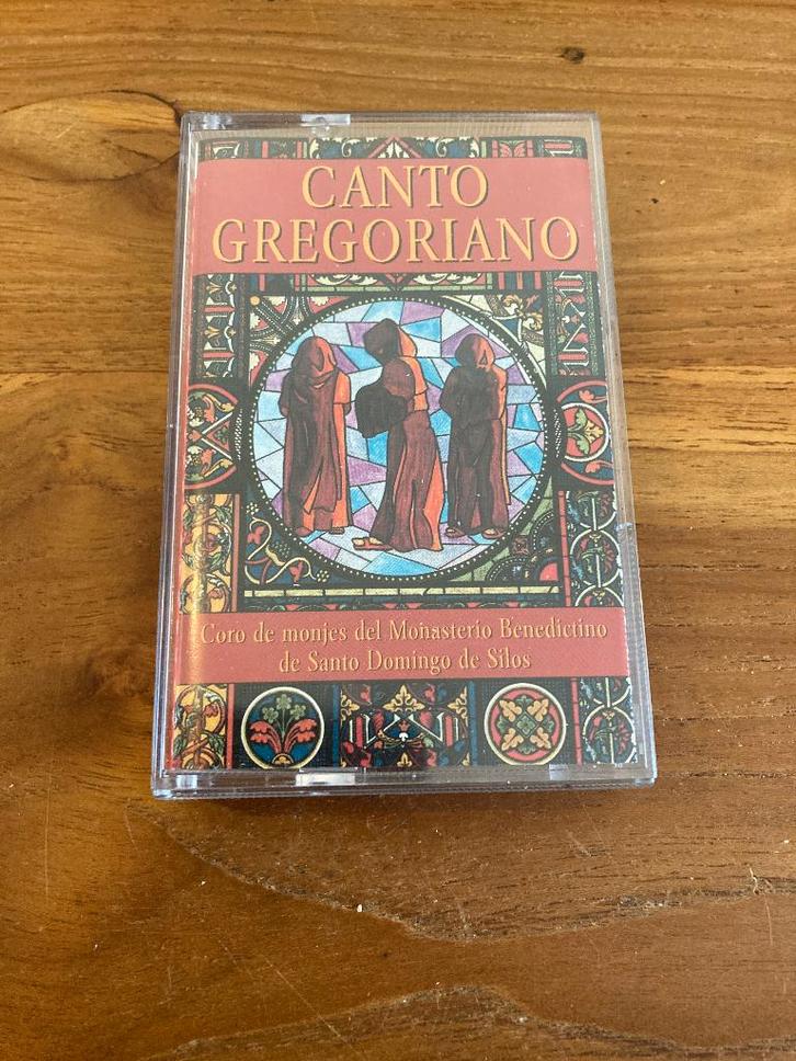 Cassette Canto Gregoriano (Coro de Monjes del Monasterio, Cd's en Dvd's, Cassettebandjes, Zo goed als nieuw, Origineel, Klassiek