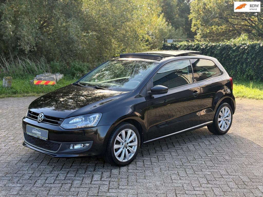Volkswagen Polo 1.2 TSI Highline PANO I CRUISE I PDC I NIEUW, Auto's, Volkswagen, Gebruikt, 4 cilinders, Open dak, Zwart