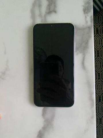 Apple iPhone XR wit 64GB beschikbaar voor biedingen
