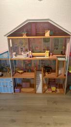 Poppenhuis met bijpassende spullen, Ophalen of Verzenden, Zo goed als nieuw