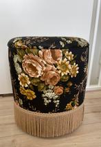 Prachtige vintage poef met opbergruimte., Ophalen, Zo goed als nieuw, Rond, Minder dan 50 cm