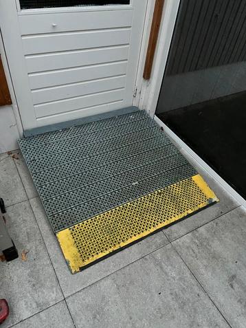 Drempelhulp metaal rolstoel scootmobiel rollator beschikbaar voor biedingen