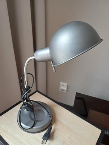 Bureaulamp  beschikbaar voor biedingen