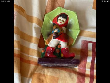 Vintage kaars. Roodkapje beschikbaar voor biedingen