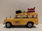 oude Bburago 1:24 Land Rover 109 II Camel Trophy, Ophalen of Verzenden, Zo goed als nieuw, Auto, Bburago