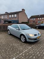 Renault Mégane 2.0 16V Autcom Cabrio 2004 Grijs, Auto's, Voorwielaandrijving, Stof, 74 €/maand, 4 cilinders