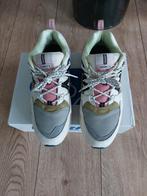 Karhu sneakers, Kleding | Heren, Schoenen, Ophalen of Verzenden, Zo goed als nieuw