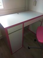 Kinderbureau roze/wit met stoel, Huis en Inrichting, Bureaus, Ophalen, Gebruikt, Bureau