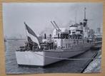 Foto marine: Hr Ms Gelderland 1955 overdracht, Verzamelen, Militaria | Algemeen, Verzenden, Marine, Nederland, Foto of Poster