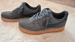 Nike Air Force 1 '07 LV8 Style Grijs maat 43, Kleding | Heren, Schoenen, Overige kleuren, Nike, Ophalen of Verzenden, Sneakers of Gympen