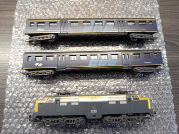 Lima 1220 set met 2 rijtuigen  beschikbaar voor biedingen