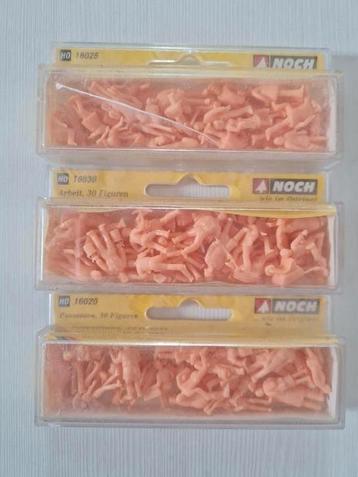 90 Noch H0 figuren 16020/16025/16030 (nieuw) beschikbaar voor biedingen