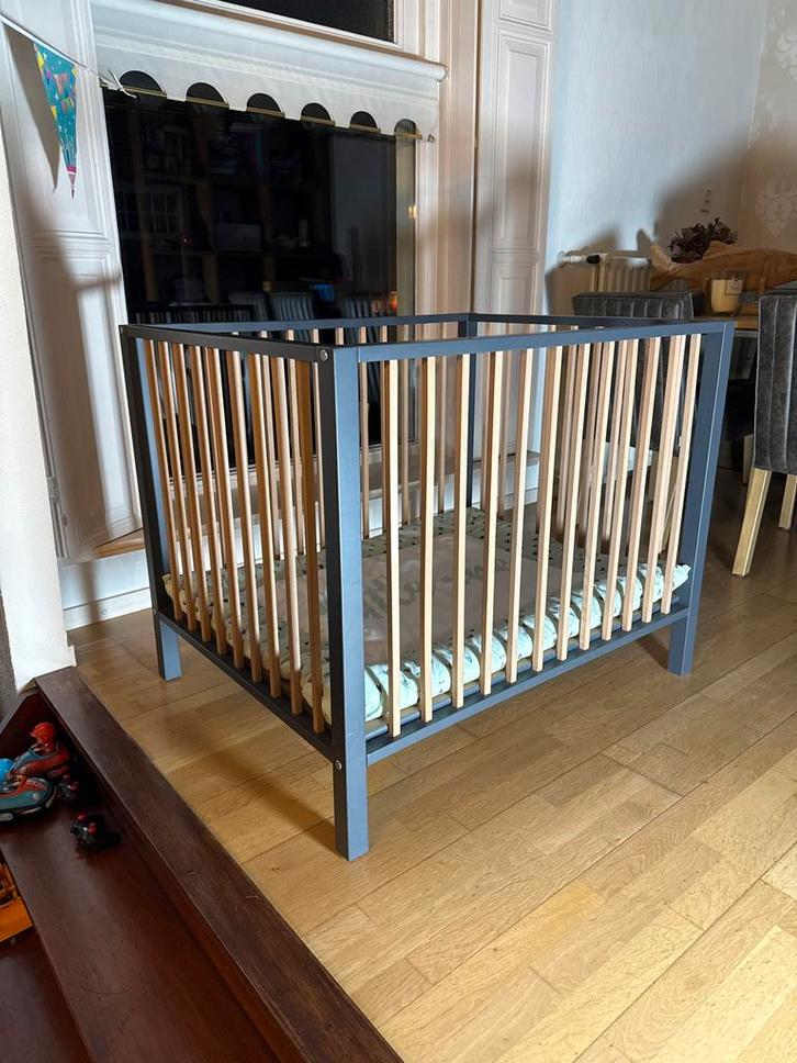 Quax Box Nordic Ledikant - 93x73cm, Kinderen en Baby's, Babywiegjes en Ledikanten, Zo goed als nieuw, Ledikant, Ophalen