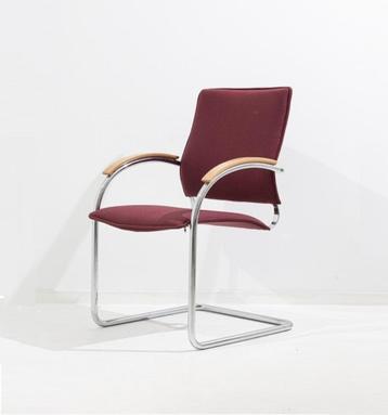 4 Thonet S74 stoelen van Josef Gorcica beschikbaar voor biedingen