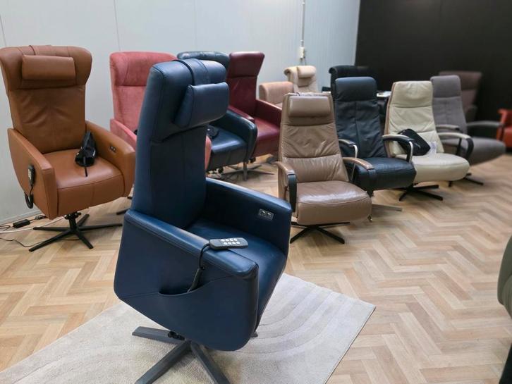 Als NIEUW Prominent tiscana accu sta op stoel ster leer, Huis en Inrichting, Fauteuils, Zo goed als nieuw, Hout, Leer, 50 tot 75 cm