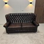 Gratis bezorging - Chesterfield bank - Hoge rug, Ophalen, 150 tot 200 cm, Tweepersoons, Zo goed als nieuw
