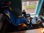Red Bull Playseat Evolution pro + stuur + pedalen, Spelcomputers en Games, Spelcomputers | Overige Accessoires, Ophalen, Zo goed als nieuw