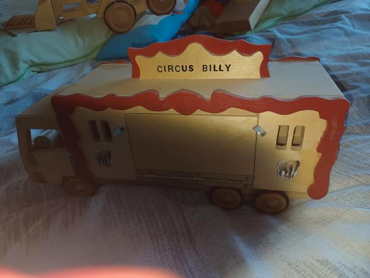 Circus Billy Houten Speelgoed Truck, Kinderen en Baby's, Speelgoed | Houten speelgoed, Nieuw, Ophalen