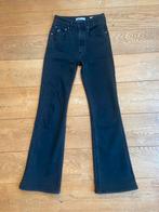 Jeans Loïs High Retro Flair Maat 28  Zwart, Zwart, Ophalen of Verzenden, Zo goed als nieuw, W28 - W29 (confectie 36)