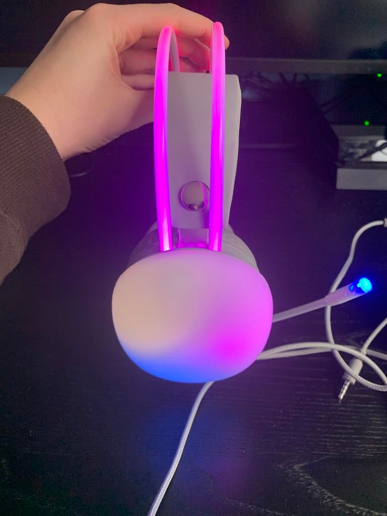 Koptelefoon met Draad en LED Verlichting, Audio, Tv en Foto, Koptelefoons, Ophalen, Zo goed als nieuw, Op oor (supra aural), Overige merken