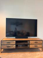 Tv meubel mango hout en zwart staal, Huis en Inrichting, Kasten | Televisiemeubels, Ophalen, 150 tot 200 cm, Zo goed als nieuw