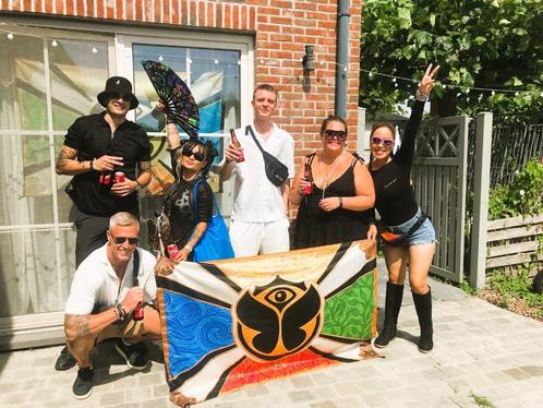 Tomorrowland 2025 – Op zoek naar meer dan alleen een ticket?, Tickets en Kaartjes, Evenementen en Festivals, Drie personen of meer