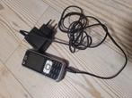Oude Nokia telefoon met oplader, Ophalen of Verzenden, Gebruikt