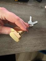 Nieuwe cilinder met 3 sleutels - 32mm hartafstand, Ophalen of Verzenden, Nieuw, Overige materialen, Slot