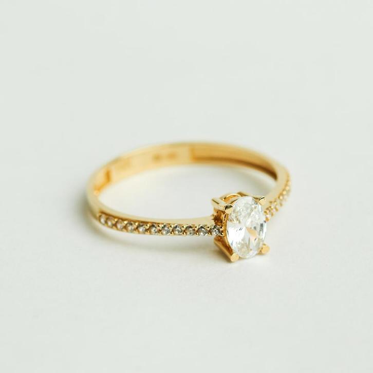 Vintage gouden ring met zirkonia verlovingsring 14 karaat, Sieraden, Tassen en Uiterlijk, Ringen, Zo goed als nieuw, Dame, 17 tot 18