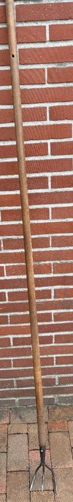 Drietand, Tuin en Terras, Hand-tuingereedschap, Ophalen, Gebruikt, Overige soorten