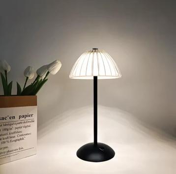 Draadloze USB oplaadbare LED tafellamp zwart met witte kap beschikbaar voor biedingen