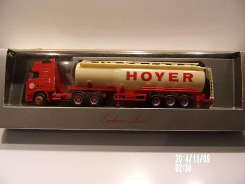 Herpa Volvo  Hoyer Denemarken, Hobby en Vrije tijd, Modelauto's | 1:87, Nieuw, Bus of Vrachtwagen, Herpa, Ophalen of Verzenden