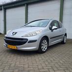 Peugeot 207 1.4 16V 3DRS 2006 Grijs APK 23-12-2026 !, Auto's, Peugeot, Voorwielaandrijving, 4 cilinders, Origineel Nederlands