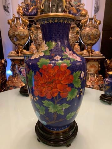 AMAZING CLOISONNÉS COLLECTION AWESOME COLORS  beschikbaar voor biedingen