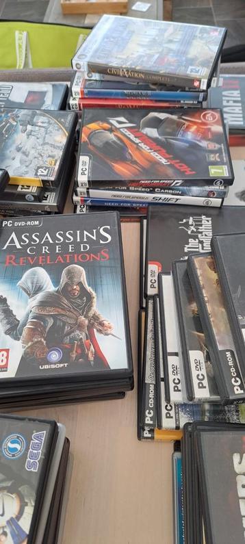  60 Pc Games Call of Duty,Football Manager,Assasins Creed beschikbaar voor biedingen