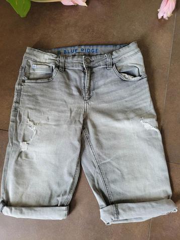 WE Fashion korte jeans, maat 170 beschikbaar voor biedingen
