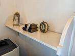 Brocante regaal roomwit, boekenplank, wandplank, schap, Antiek en Kunst, Ophalen