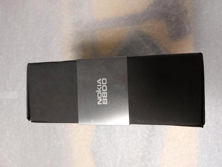 Nokia 8800 compleet zoals ooit geleverd, Telecommunicatie, Mobiele telefoons | Nokia, Zo goed als nieuw, Zilver, Ophalen