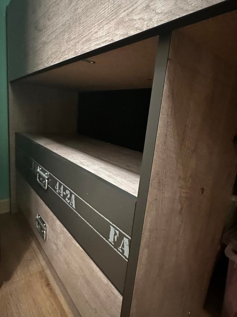 Halfhoogslaper met opbergruimte en lades, Kunststof, 1 of 2 laden, 100 tot 150 cm, Zo goed als nieuw