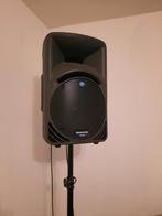 Set Mackie SRM450 actieve speakers met statieven., Muziek en Instrumenten, Versterkers | Keyboard, Monitor en PA, Ophalen, Gebruikt