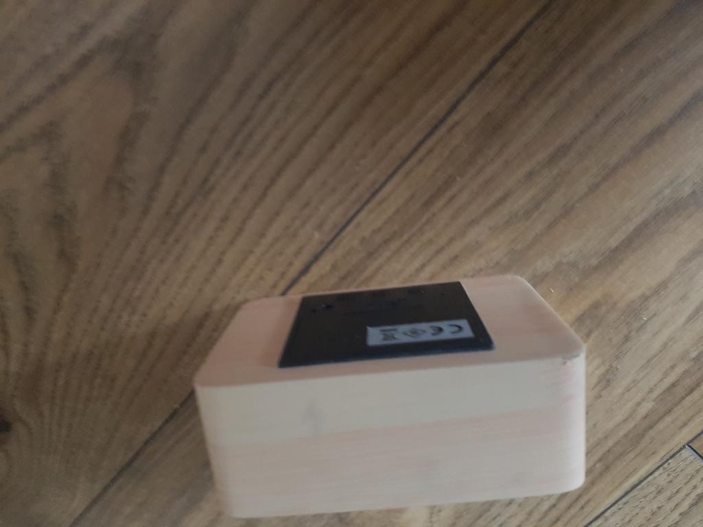 Houten elektronische wekker, Ophalen, Zo goed als nieuw, Digitaal