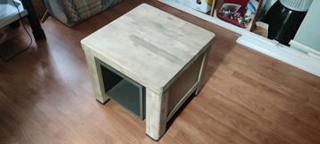 Salon tafel grey wash look beschikbaar voor biedingen