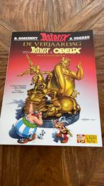 Asterix en ovelix twee boeken de verjaardag en papyrus, Meerdere stripboeken, Ophalen of Verzenden, Zo goed als nieuw