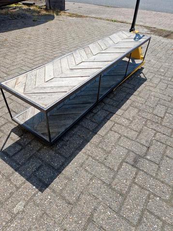 Salontafel geschikt voor buiten  beschikbaar voor biedingen