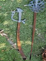 2 oude doorleefde sabels/zwaarden voor decoratie (brocante), Ophalen of Verzenden, Nieuw